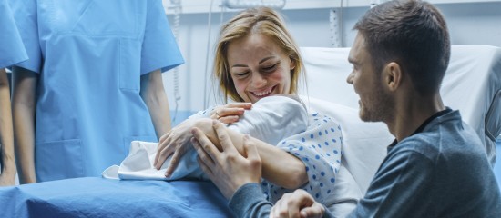 Naissance d’un enfant : les droits à congé de vos salariés