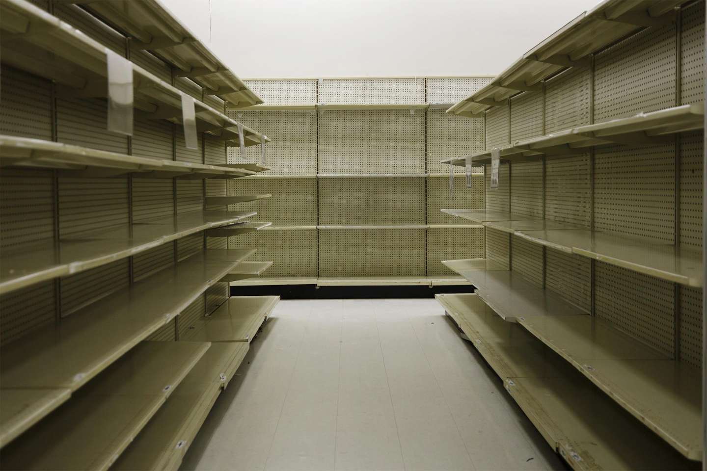 Vente d’un local commercial conclue au mépris du droit de préférence du locataire