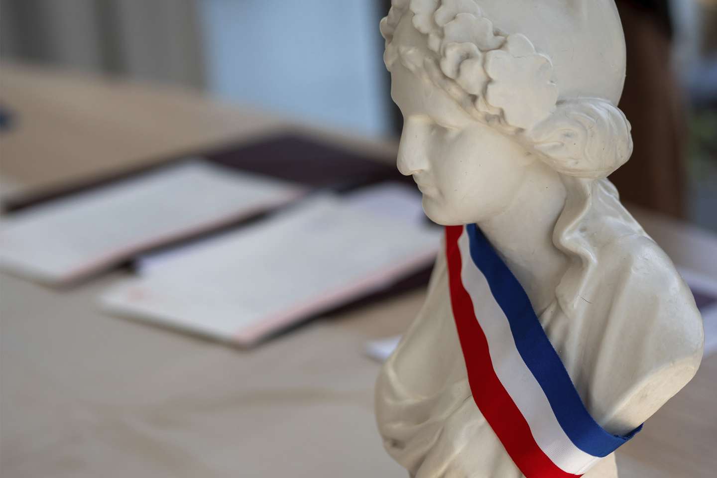 Pour permettre aux élus locaux de s’absenter de l’entreprise