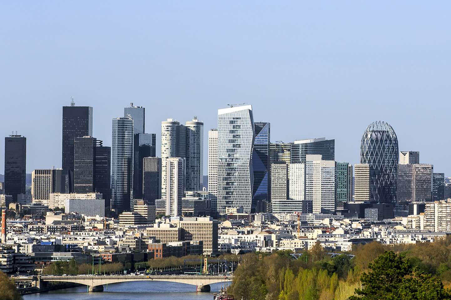 Contribution exceptionnelle sur les bénéfices des grandes entreprises : un acompte à verser
